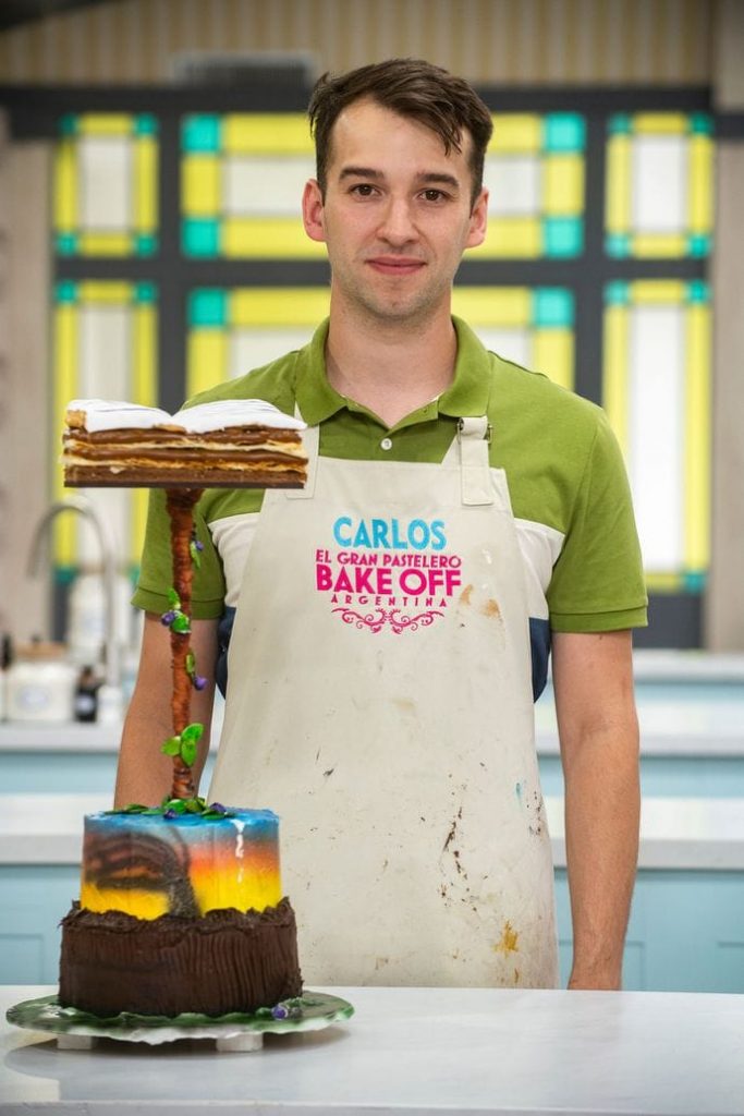  El Gobierno le entregó un reconocimiento a Carlos Martinic, ganador de Bake Off Argentina 
